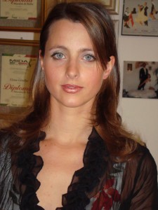 9 - elena
